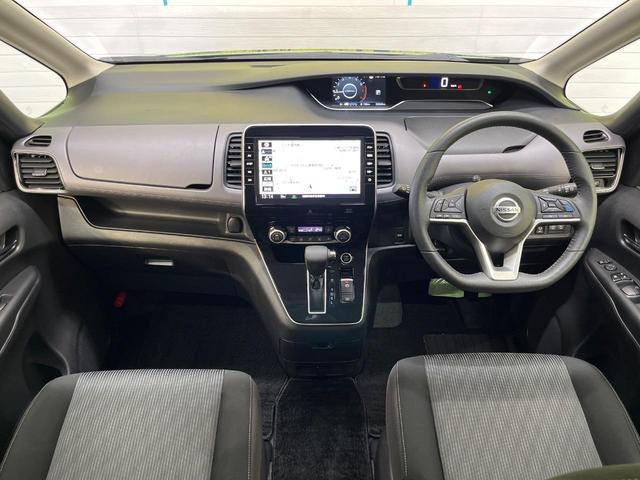 セレナ ハイウェイスターＶ　フリップダウンモニター　純正１０型ナビ　アラウンドビューモニター　プロパイロット　ハンズフリー両側電動スライド　ＢＳＭ　オートハイビーム　クリアランスソナー　ＬＥＤヘッドライト　禁煙車（2枚目）