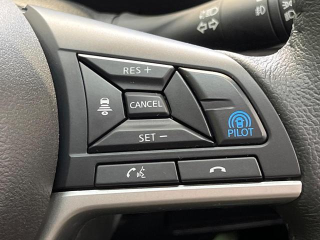 セレナ ハイウェイスターＶ　フリップダウンモニター　純正１０型ナビ　アラウンドビューモニター　プロパイロット　ハンズフリー両側電動スライド　ＢＳＭ　オートハイビーム　クリアランスソナー　ＬＥＤヘッドライト　禁煙車（7枚目）