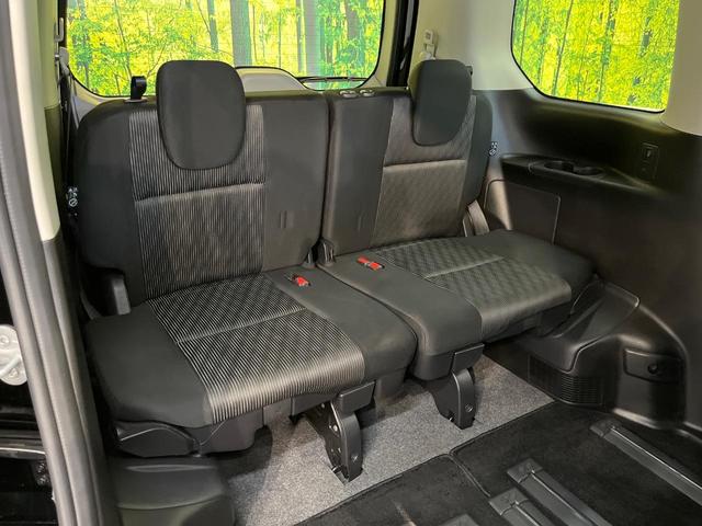 セレナ ハイウェイスターＶ　フリップダウンモニター　純正１０型ナビ　アラウンドビューモニター　プロパイロット　ハンズフリー両側電動スライド　ＢＳＭ　オートハイビーム　クリアランスソナー　ＬＥＤヘッドライト　禁煙車（10枚目）