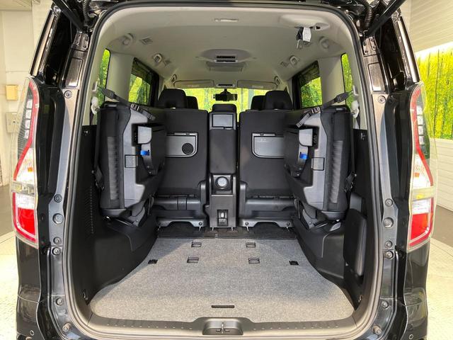 セレナ ハイウェイスターＶ　フリップダウンモニター　純正１０型ナビ　アラウンドビューモニター　プロパイロット　ハンズフリー両側電動スライド　ＢＳＭ　オートハイビーム　クリアランスソナー　ＬＥＤヘッドライト　禁煙車（11枚目）
