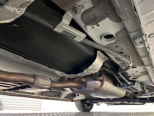 セレナ ハイウェイスターＶ　フリップダウンモニター　純正１０型ナビ　アラウンドビューモニター　プロパイロット　ハンズフリー両側電動スライド　ＢＳＭ　オートハイビーム　クリアランスソナー　ＬＥＤヘッドライト　禁煙車（23枚目）