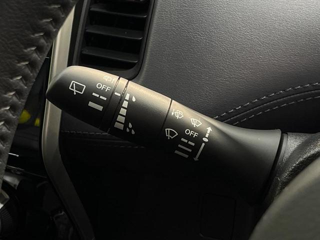 セレナ ハイウェイスターＶ　フリップダウンモニター　純正１０型ナビ　アラウンドビューモニター　プロパイロット　ハンズフリー両側電動スライド　ＢＳＭ　オートハイビーム　クリアランスソナー　ＬＥＤヘッドライト　禁煙車（52枚目）