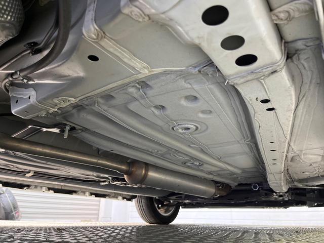 ソリオ ハイブリッドＭＺ　８型ナビ　セーフティサポート　ＨＵＤ　両側電動ドア　シートヒーター　アダプティブクルーズ　ＬＥＤヘッド　ＬＥＤフォグ　コーナーセンサー　スマートキー　ＥＴＣ　Ｂｌｕｅｔｏｏｔｈ　アイドリングストップ（23枚目）