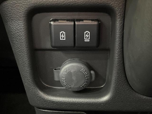 ソリオ ハイブリッドＭＺ　８型ナビ　セーフティサポート　ＨＵＤ　両側電動ドア　シートヒーター　アダプティブクルーズ　ＬＥＤヘッド　ＬＥＤフォグ　コーナーセンサー　スマートキー　ＥＴＣ　Ｂｌｕｅｔｏｏｔｈ　アイドリングストップ（41枚目）