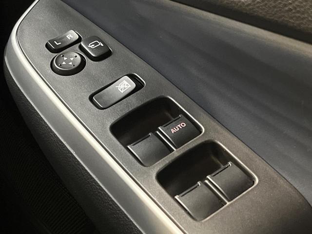 ソリオ ハイブリッドＭＺ　８型ナビ　セーフティサポート　ＨＵＤ　両側電動ドア　シートヒーター　アダプティブクルーズ　ＬＥＤヘッド　ＬＥＤフォグ　コーナーセンサー　スマートキー　ＥＴＣ　Ｂｌｕｅｔｏｏｔｈ　アイドリングストップ（42枚目）