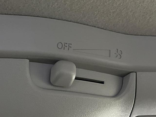 ソリオ ハイブリッドＭＺ　８型ナビ　セーフティサポート　ＨＵＤ　両側電動ドア　シートヒーター　アダプティブクルーズ　ＬＥＤヘッド　ＬＥＤフォグ　コーナーセンサー　スマートキー　ＥＴＣ　Ｂｌｕｅｔｏｏｔｈ　アイドリングストップ（45枚目）