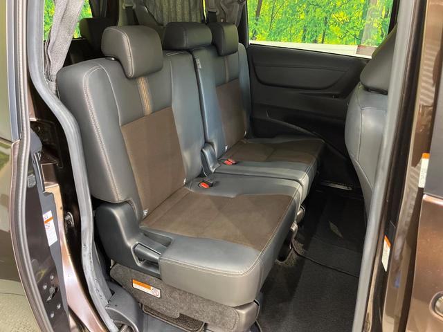 シエンタ ハイブリッドＧ　クエロ　純正９型ナビ　両側電動スライド　セーフティーセンス　クリアランスソナー　クルーズコントロール　ＬＥＤヘッド　バックカメラ　ハーフレザーシート　ＥＴＣ　フルセグ　Ｂｌｕｅｔｏｏｔｈ　ＣＤ／ＤＶＤ　禁煙車（9枚目）