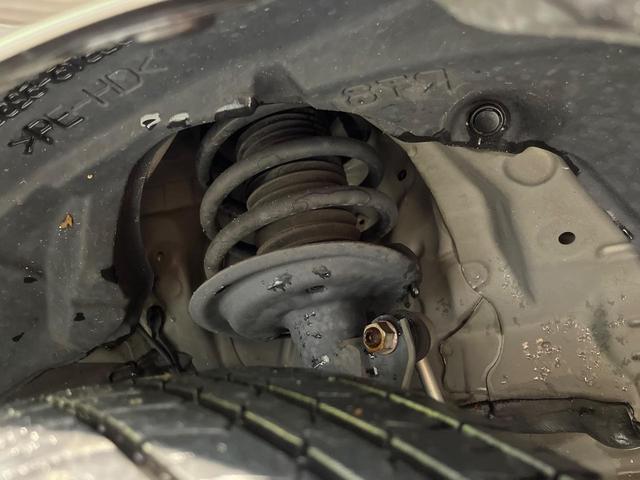 シエンタ ハイブリッドＧ　クエロ　純正９型ナビ　両側電動スライド　セーフティーセンス　クリアランスソナー　クルーズコントロール　ＬＥＤヘッド　バックカメラ　ハーフレザーシート　ＥＴＣ　フルセグ　Ｂｌｕｅｔｏｏｔｈ　ＣＤ／ＤＶＤ　禁煙車（21枚目）