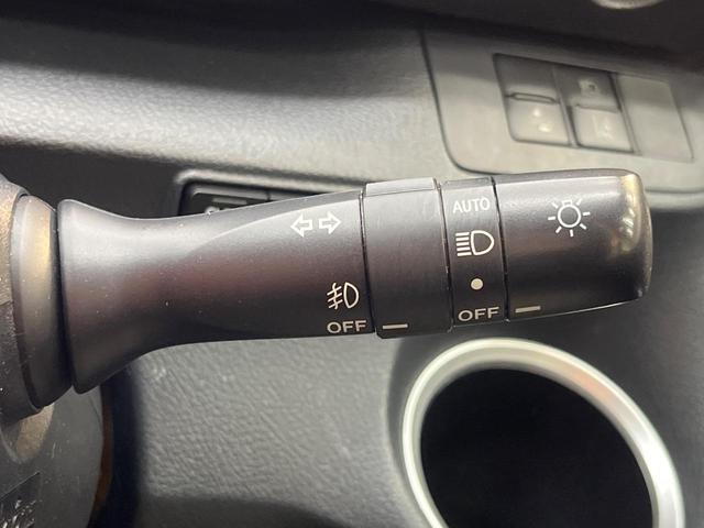 シエンタ ハイブリッドＧ　クエロ　純正９型ナビ　両側電動スライド　セーフティーセンス　クリアランスソナー　クルーズコントロール　ＬＥＤヘッド　バックカメラ　ハーフレザーシート　ＥＴＣ　フルセグ　Ｂｌｕｅｔｏｏｔｈ　ＣＤ／ＤＶＤ　禁煙車（36枚目）