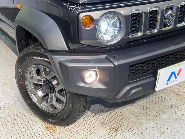 ジムニーノマド ＦＣ　登録済未使用車　セーフティサポート　アダプティブクルーズコントロール　シートヒーター　コーナーセンサー　ＬＥＤヘッドライト　アイドリングストップ　スマートキー　フロントフォグライト（12枚目）
