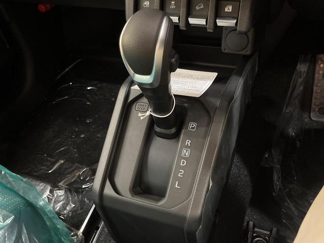 ジムニーノマド ＦＣ　登録済未使用車　セーフティサポート　アダプティブクルーズコントロール　シートヒーター　コーナーセンサー　ＬＥＤヘッドライト　アイドリングストップ　スマートキー　フロントフォグライト（24枚目）