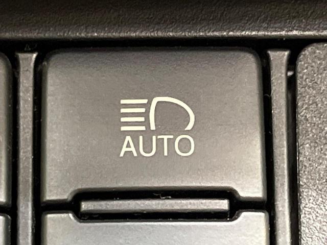 シエンタ G 純正ナビ セーフティセンス 両側パワースライドドア LEDヘッドライト シートヒーター オートハイビーム バックカメラ スマートキー ETC Bluetooth フルセグ オートライト(29枚目)