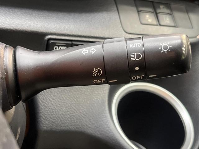 シエンタ G 純正ナビ セーフティセンス 両側パワースライドドア LEDヘッドライト シートヒーター オートハイビーム バックカメラ スマートキー ETC Bluetooth フルセグ オートライト(37枚目)