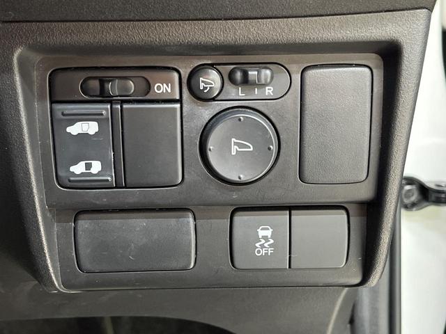 フリード Ｇ　ジャストセレクション　純正ナビ　オートライト　スマートキー　ＥＴＣ　バックカメラ　Ｂｌｕｅｔｏｏｔｈ　ＨＩＤヘッドライト　パワースライドドア　電動格納ミラー　オートエアコン（26枚目）