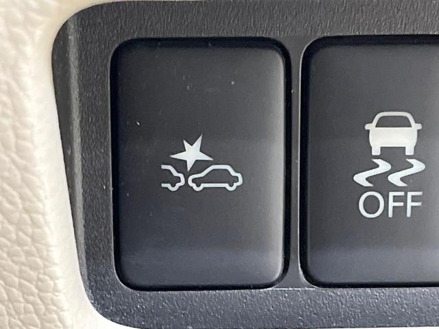 デイズルークス Ｘ　オーディオ　アラウンドビューモニター　エマージェンシブレーキ　インテリキー　プッシュスタート　パワースライドドア　アイドリングストップ　オートエアコン　ヘッドライトレベライトレベライザー（5枚目）