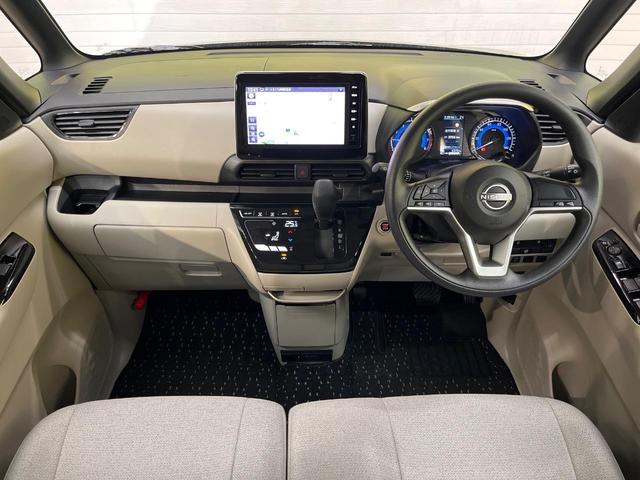 ルークス Ｘ　純正９インチナビ　インテリジェントエマージェンシーブレーキ　アラウンドビューモニター　ハンズフリーパワースライドドア　ＬＥＤヘッドライト　インテリキー　オートライト　Ｂｌｕｅｔｏｏｔｈ（2枚目）