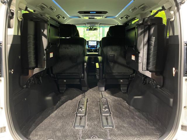 アルファード ２．５Ｓ　Ｃパッケージ　ＢＩＧ－Ｘ１０インチナビ　フリップダウンモニター　レーダークルーズコントロール　インテリジェントクリアランスソナー　両側パワースライドドア　バックカメラ　パワーシート　ステアリングヒーター（11枚目）