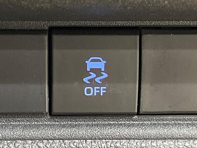 シエンタ ハイブリッドＺ　１０．５インチナビ　フリップダウンモニター　パノラミックビューモニター　ＢＳＭ　トヨタチームメイト　ステアリングヒーター　アクセサリーコンセント　シートヒーターオートハイビーム　セーフティセンス（40枚目）