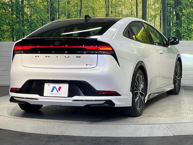 プリウス Ｚ　フルモデリスタエアロ　１２．３インチＤＡ　パノラマルーフ　デジタルインナーミラー　パノラミックビューモニター　トヨタチームメイト　シートベンチレーション　合皮レザーシート　ＢＳＭ　セーフティセンス（17枚目）