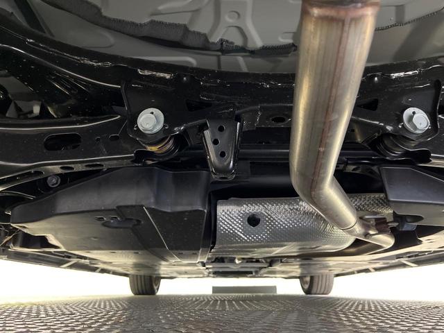 プリウス Ｚ　フルモデリスタエアロ　１２．３インチＤＡ　パノラマルーフ　デジタルインナーミラー　パノラミックビューモニター　トヨタチームメイト　シートベンチレーション　合皮レザーシート　ＢＳＭ　セーフティセンス（19枚目）