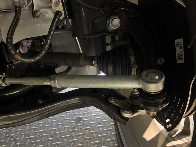 プリウス Ｚ　フルモデリスタエアロ　１２．３インチＤＡ　パノラマルーフ　デジタルインナーミラー　パノラミックビューモニター　トヨタチームメイト　シートベンチレーション　合皮レザーシート　ＢＳＭ　セーフティセンス（21枚目）