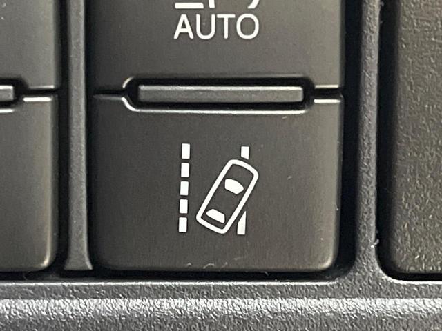 ヴォクシー ＺＳ　煌　後期　純正１０インチナビ　モデリスタエアロ　フリップダウンモニター　両側パワースライドドア　クルーズコントロール　セーフティセンス　オートハイビーム　ＬＥＤヘッドライト　バックカメラ　スマートキー（30枚目）