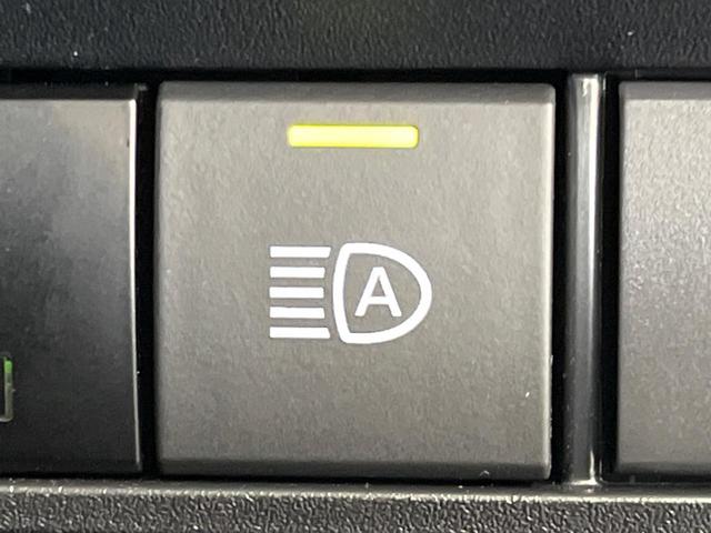 ヴォクシー ハイブリッドＳ－Ｚ　純正１０．５型ディスプレイオーディオ　快適利便ＰＫＧ　三眼ＬＥＤヘッドライト　両側電動ドア　全周囲カメラ　衝突軽減　レーダークルーズ　禁煙車　電動リアゲート　ハーフレザー　ドラレコ　コーナーセンサー（33枚目）