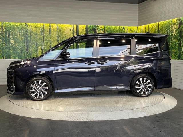 ヴォクシー ハイブリッドＳ－Ｚ　純正１０．５型ディスプレイオーディオ　快適利便ＰＫＧ　三眼ＬＥＤヘッドライト　両側電動ドア　全周囲カメラ　衝突軽減　レーダークルーズ　禁煙車　電動リアゲート　ハーフレザー　ドラレコ　コーナーセンサー（69枚目）