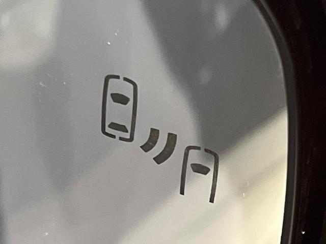 プリウス Ｚ　モデリスタエアロ　１２．３インチＤＡ　デジタルインナーミラー　パノラミックビューモニター　アクセサリーコンセント　セーフティセンス　レーダークルーズコントロール　ＢＳＭ　シートベンチレーション（7枚目）