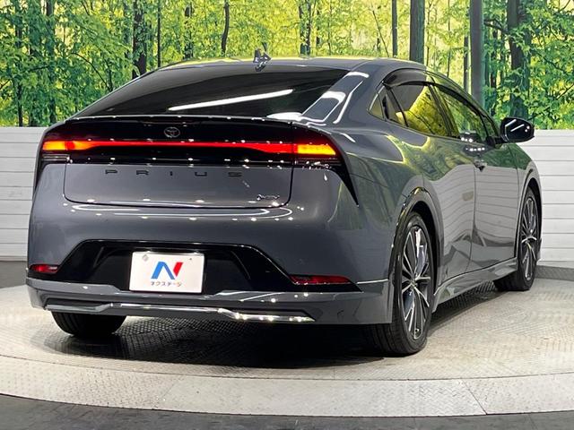 プリウス Ｚ　モデリスタエアロ　１２．３インチＤＡ　デジタルインナーミラー　パノラミックビューモニター　アクセサリーコンセント　セーフティセンス　レーダークルーズコントロール　ＢＳＭ　シートベンチレーション（17枚目）