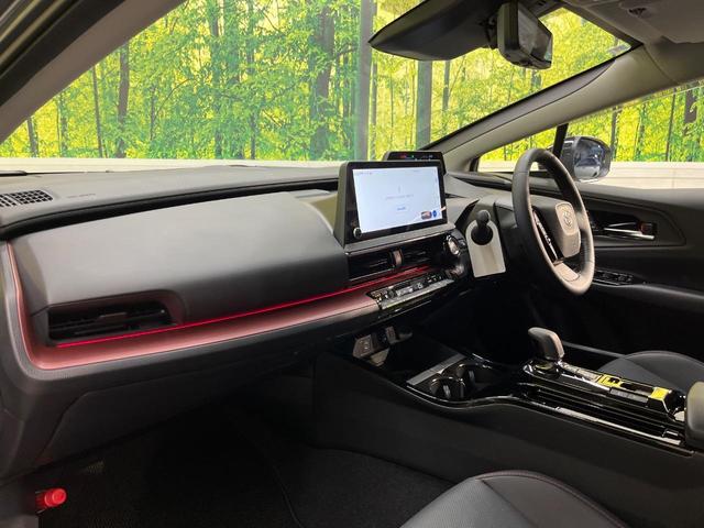 プリウス Ｚ　モデリスタエアロ　１２．３インチＤＡ　デジタルインナーミラー　パノラミックビューモニター　アクセサリーコンセント　セーフティセンス　レーダークルーズコントロール　ＢＳＭ　シートベンチレーション（58枚目）