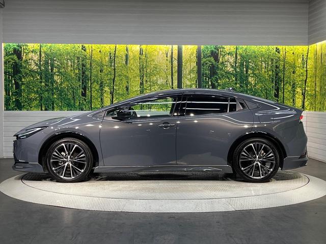 プリウス Ｚ　モデリスタエアロ　１２．３インチＤＡ　デジタルインナーミラー　パノラミックビューモニター　アクセサリーコンセント　セーフティセンス　レーダークルーズコントロール　ＢＳＭ　シートベンチレーション（70枚目）