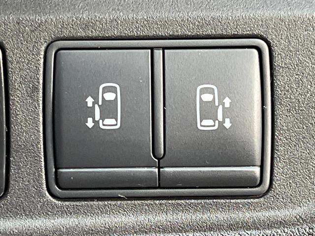 �y�n���Y�t���[�@�\�t�������p���[�X���C�h�h�A�z�X���C�h�h�A�̉��ɑ�������Ă��������ƁA�����I�ɃX���C�h�h�A���J���܂��I�ו��ŗ��肪�ӂ���������Ԃł��A�h�A�̊J���ł��ĂƂ��Ă��֗��I