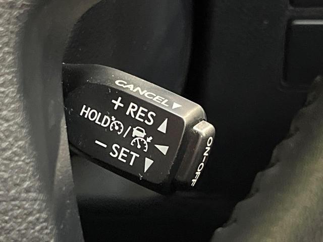 アルファード ２．５Ｓ　タイプゴールドＩＩ　後期　純正９型ディスプレイオーディオ　バックカメラ　両側電動ドア　セーフティセンス　レーダークルーズ　禁煙車　電動リアゲート　ハーフレザーシート　ドラレコ　コーナーセンサー　スマートキー　ＥＴＣ（6枚目）