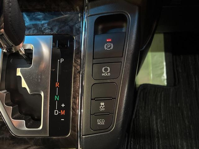 アルファード ２．５Ｓ　タイプゴールドＩＩ　後期　純正９型ディスプレイオーディオ　バックカメラ　両側電動ドア　セーフティセンス　レーダークルーズ　禁煙車　電動リアゲート　ハーフレザーシート　ドラレコ　コーナーセンサー　スマートキー　ＥＴＣ（56枚目）