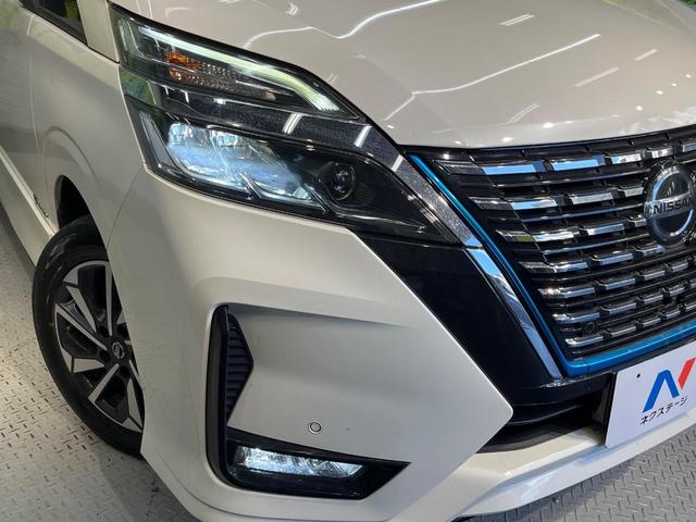 セレナ ｅ－パワー　ハイウェイスターＶ　純正１０インチナビ　フリップダウンモニター　プロパイロット　ハンズフリー両側パワースライドドア　インテリジェントルームミラー　ＢＳＭ　アラウンドビューモニター　電動パーキンクブレーキ（13枚目）