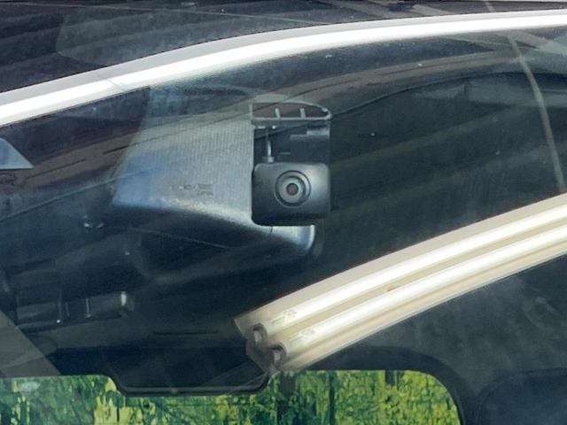 セレナ ｅ－パワー　ハイウェイスターＶ　純正１０インチナビ　フリップダウンモニター　プロパイロット　ハンズフリー両側パワースライドドア　インテリジェントルームミラー　ＢＳＭ　アラウンドビューモニター　電動パーキンクブレーキ（44枚目）