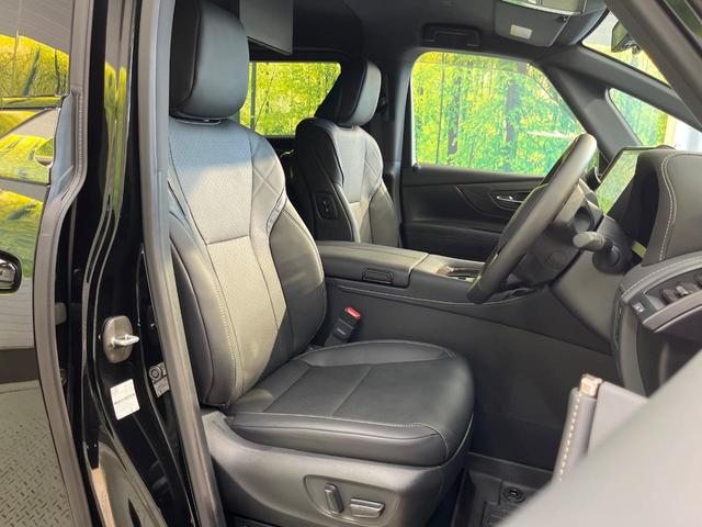 ヴェルファイアハイブリッド Ｚ　プレミア　１４インチナビ　ユニバーサルステップ　１３．２インチ有機ＥＬフリップダウンモニター　左右独立ムーンルーフ　エグゼクティブパワーシート　デジタルインナーミラー　トヨタチームメイト　ＢＳＭ　ＨＵＤ（8枚目）