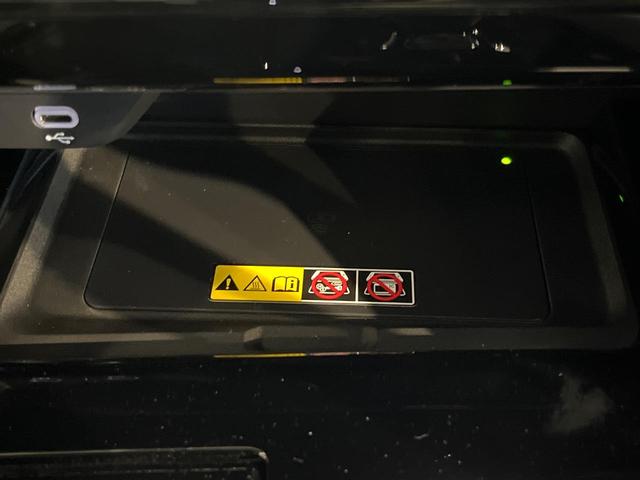 ヴェルファイアハイブリッド Ｚ　プレミア　１４インチナビ　ユニバーサルステップ　１３．２インチ有機ＥＬフリップダウンモニター　左右独立ムーンルーフ　エグゼクティブパワーシート　デジタルインナーミラー　トヨタチームメイト　ＢＳＭ　ＨＵＤ（37枚目）