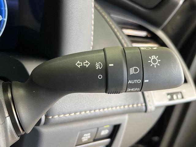 ヴェルファイアハイブリッド Ｚ　プレミア　１４インチナビ　ユニバーサルステップ　１３．２インチ有機ＥＬフリップダウンモニター　左右独立ムーンルーフ　エグゼクティブパワーシート　デジタルインナーミラー　トヨタチームメイト　ＢＳＭ　ＨＵＤ（48枚目）