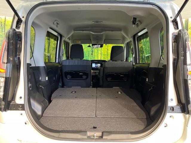 ���i�̂���������ʋ΁A���}���ɏ\���ȉ׎��X�y�[�X���m�ۂ��Ă���܂��B�Z�J���h�V�[�g��|���ƁA�傫�ȉו��̐ύڂ��\�ł���