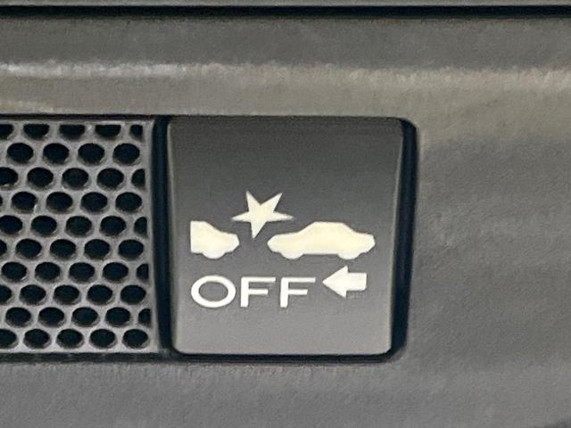 �y�A�C�T�C�g�u�����R�z�O���̎ԗ��������m���A�Փ˂������Ȏ��͌x��Œ��ӂ𑣂��A�u���[�L�𓥂ޗ͂��T�|�[�g�B�u���[�L�𓥂߂Ȃ������ꍇ�͏Փ˔�Q�y���u���[�L���쓮�A�Փˉ�����T�|�[�g���܂��B