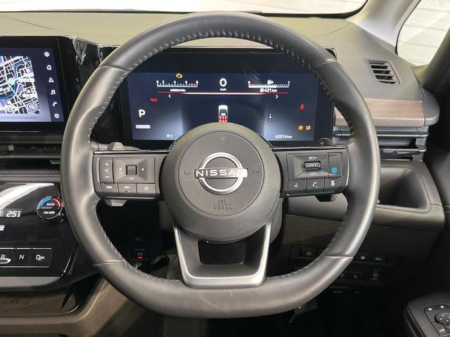 �y�����v�����X�e�A�����O�z�㎿�Ȋv���g�p���邱�ƂŁA��ɂ����������݂ƂĂ��^�]���₷���n���h���ł���