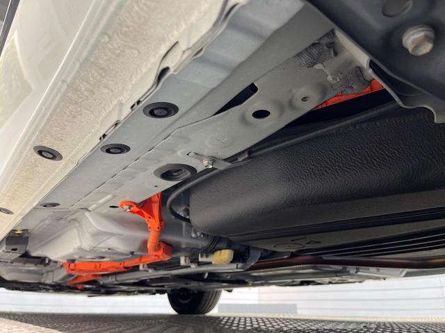 シエンタ ハイブリッドＺ　７人乗　ナビ機能付き１０．５型ディスプレイオーディオ　全周囲カメラ　両側電動ドア　コンフォートＰＫＧ　天井サーキュレーター　１００Ｖ電源　セーフティセンス　レーダークルーズ　禁煙車　前席シートヒーター（22枚目）