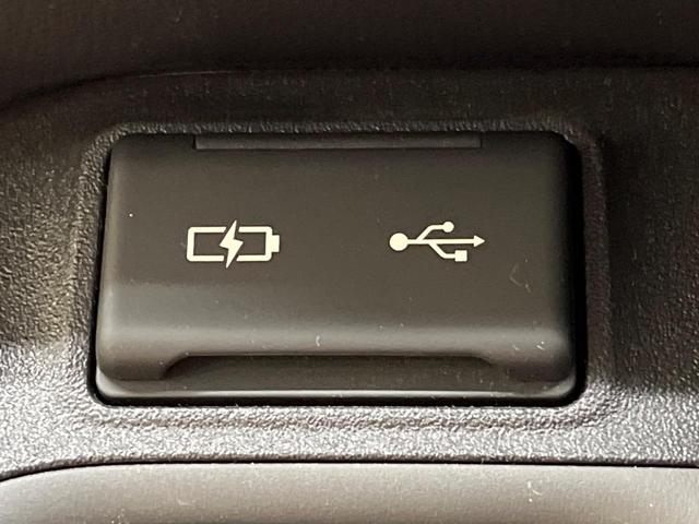 シエンタ ハイブリッドＺ　７人乗　ナビ機能付き１０．５型ディスプレイオーディオ　全周囲カメラ　両側電動ドア　コンフォートＰＫＧ　天井サーキュレーター　１００Ｖ電源　セーフティセンス　レーダークルーズ　禁煙車　前席シートヒーター（67枚目）