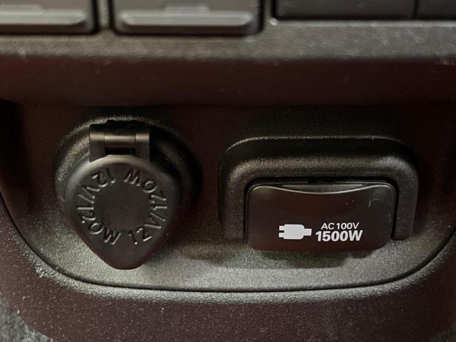 シエンタ ハイブリッドＺ　７人乗　ナビ機能付き１０．５型ディスプレイオーディオ　全周囲カメラ　両側電動ドア　コンフォートＰＫＧ　天井サーキュレーター　１００Ｖ電源　セーフティセンス　レーダークルーズ　禁煙車　前席シートヒーター（69枚目）