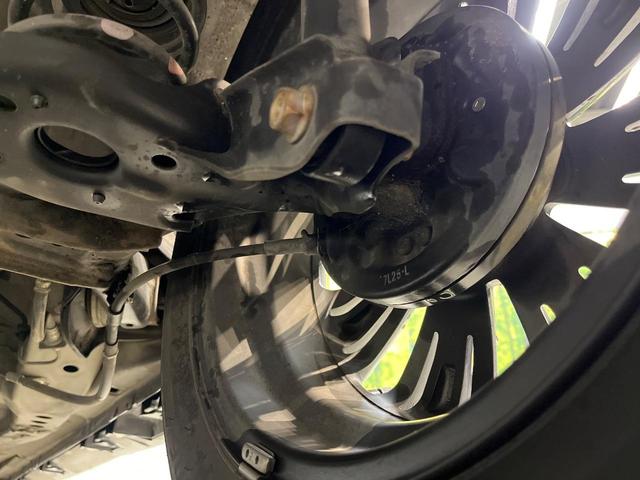 スペーシアカスタム ハイブリッドＸＳ　オーディオ　衝突軽減システム　両側パワースライド　クリアランスソナー　シートヒーター　車線逸脱警報装置　スマートキー　ＬＥＤヘッドランプ　純正１５インチアルミ　禁煙車　ハーフレザーシート（20枚目）