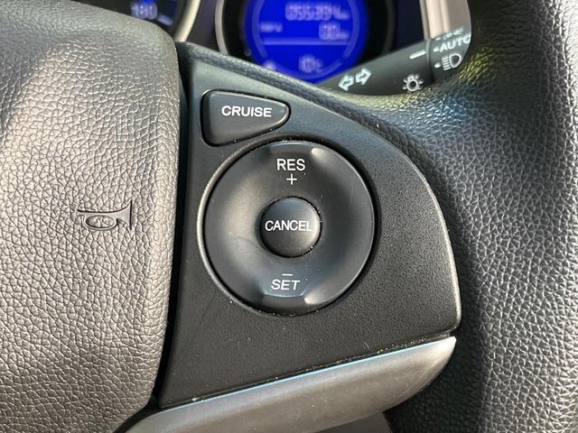 �y�N���[�Y�R���g���[���z�������H�����N���N���s�B�A�N�Z���𗣂��Ă���葬�x�ő��s���ł��A�������^�]���̕��S���y���I�����E�������ȒP�ȃX�C�b�`����Œ����ł��܂��B