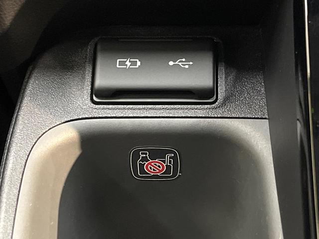 シエンタ ハイブリッドZ 10.5インチデイスプレイオーディオ バックカメラ セーフティセンス LEDヘッドランプ フルセグTV 純正15インチアルミホイール ETC スマートキー レーンディパーチャーアラー(46枚目)