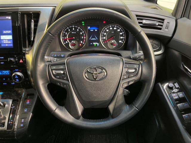 アルファード ２．５Ｓ　タイプゴールドＩＩＩ　純正９インチディスプレイオーディオ　バックカメラ　ツインルーフ　１２．１インチフリップダウンモニター　ブラインドスポットモニター　デジタルインナーミラー　合皮ハーフレザーシート　三眼ＬＥＤヘッドライト（12枚目）